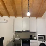 Cozy In Historic Downtown - Farm Views - Walk To *