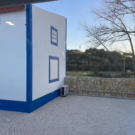 Cozy In Historic Downtown - Farm Views - Walk To Foz do Arelho