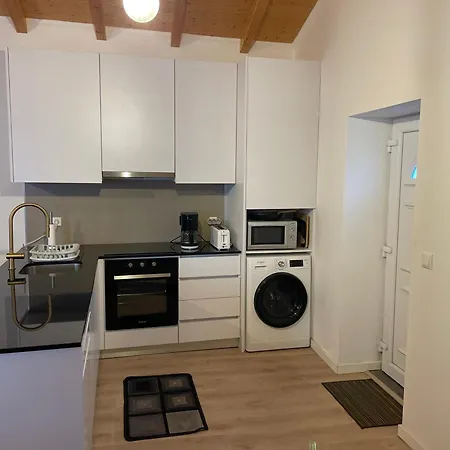 Cozy In Historic Downtown - Farm Views - Walk To Σπίτι διακοπών