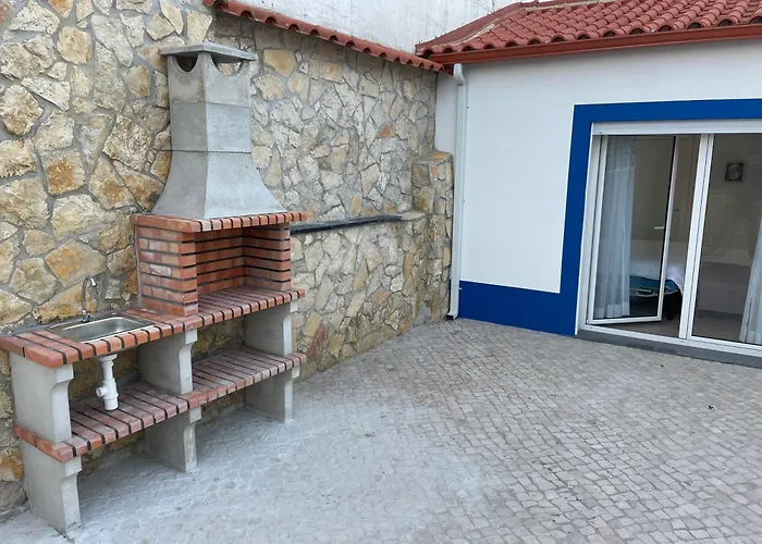 Cozy In Historic Downtown - Farm Views - Walk To Дом отдыха *