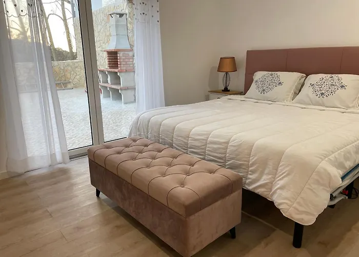 Cozy In Historic Downtown - Farm Views - Walk To Дом отдыха